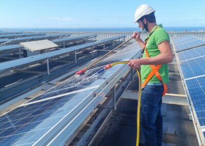 Instalaciones fotovoltaicas para empresas canarias